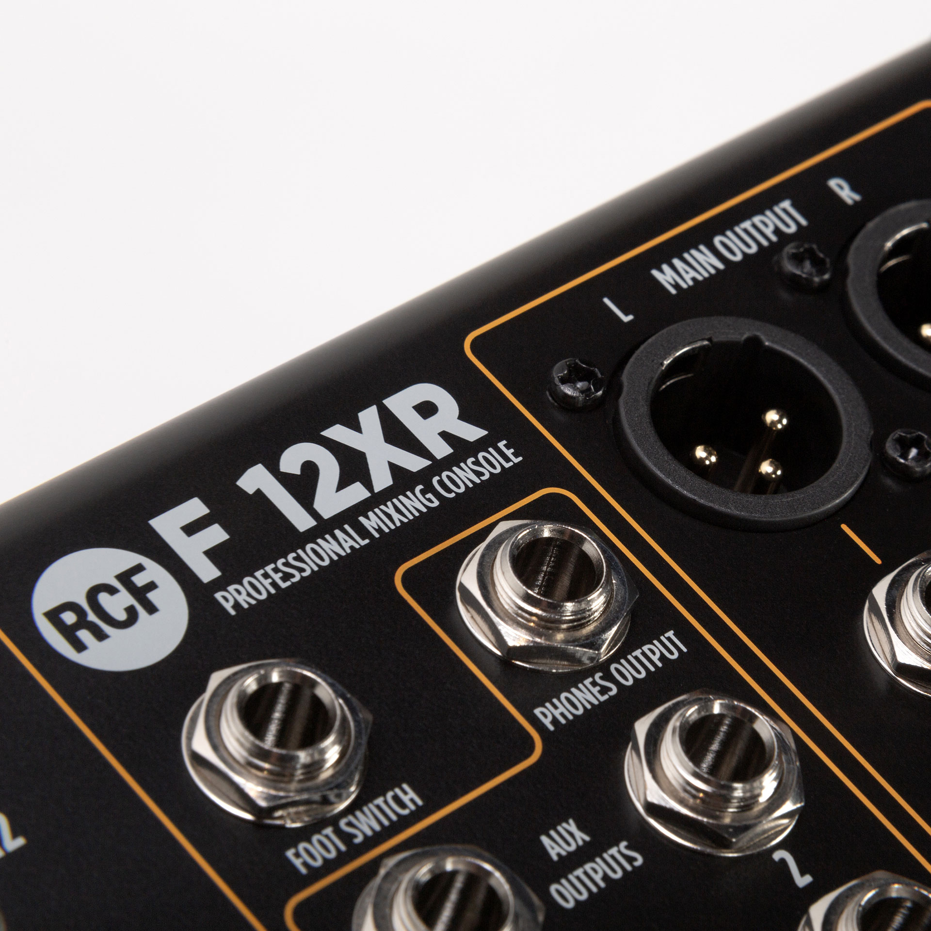 F 12XR 12-CHANNEL MIXING CONSOLE WITH MULTI-FX & RECORDING